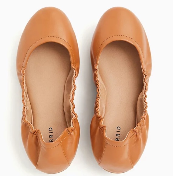 torrid Shoes - 💕SOLD💕 Torrid COGNAC FAUX LEATHER SCRUNCH BALLET FLAT size 7